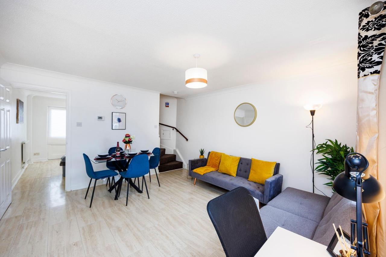 Lovely 2 Bd Hse With Parking Near Excel 伦敦 外观 照片